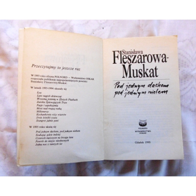 Fleszarowa-Muskat S. POD JEDNYM DACHEM POD JEDNYM NIEBEM..