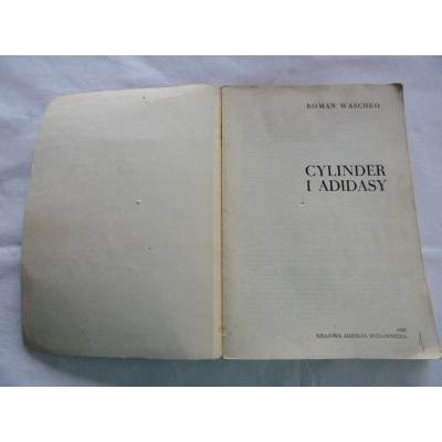 Waschko R. CYLINDER I ADIDASY