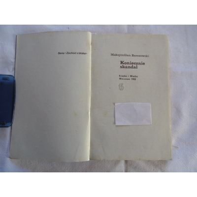 Berezowski M. KONIECZNIE SKANDAL