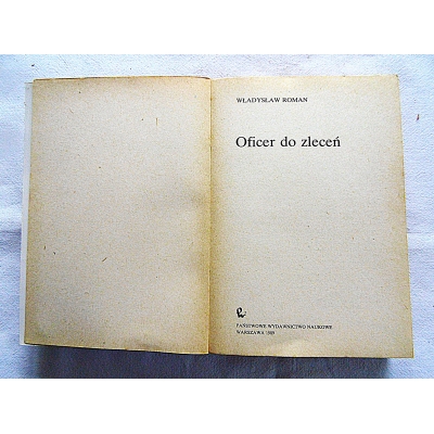 Roman W. OFICER DO ZLECEŃ  293/8