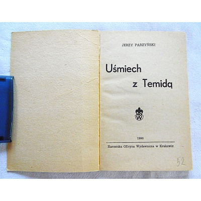 Parzyński J  UŚMIECH Z TEMIDĄ