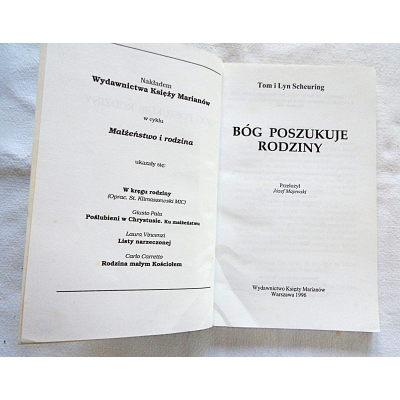 Scheuring T. i L.  BÓG POSZUKUJE RODZINY