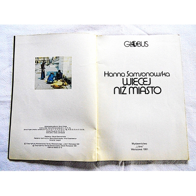 Samsonowska H. WIĘCEJ NIŻ MIASTO ; Sławińska N. KOMU PARYŻ?