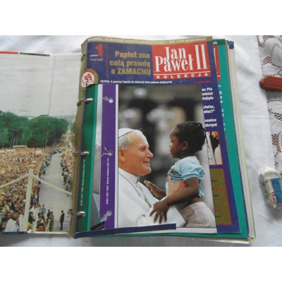 Pr.zb. JAN PAWEŁ II KOLEKCJA  16 ksiąg, 100 rozdziałów, 500 stron
