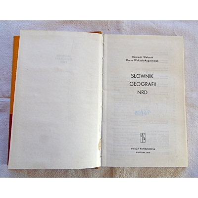 Walczak W.  SŁOWNIK GEOGRAFII NRD 92/11