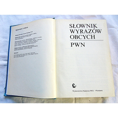 Pr.zb. SŁOWNIK WYRAZÓW OBCYCH PWN  198/15