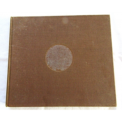 Rożek M. KRÓLEWSKA KATEDRA NA WAWELU  366/8