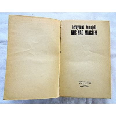 Zamojski F.  NOC NAD MIASTEM