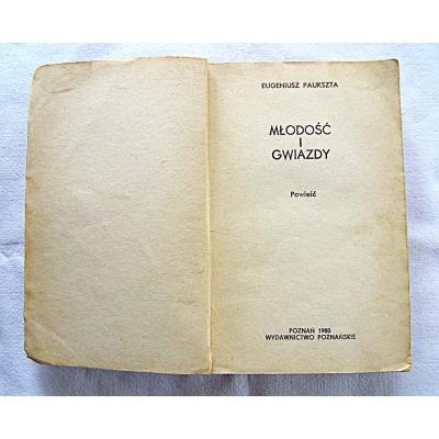 Paukszta E. MŁODOŚĆ I GWIAZDY