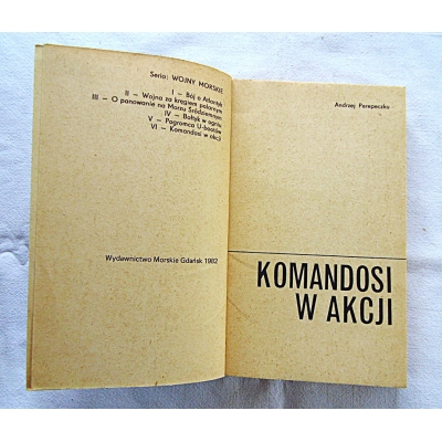 Perepeczko A. KOMANDOSI W AKCJI  217/7