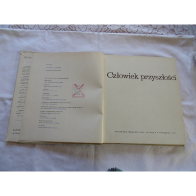 Pr.zb. CZŁOWIEK PRZYSZŁOŚCI  92/11