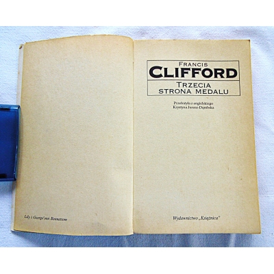 Clifford F. TRZECIA STRONA MEDALU  50/6